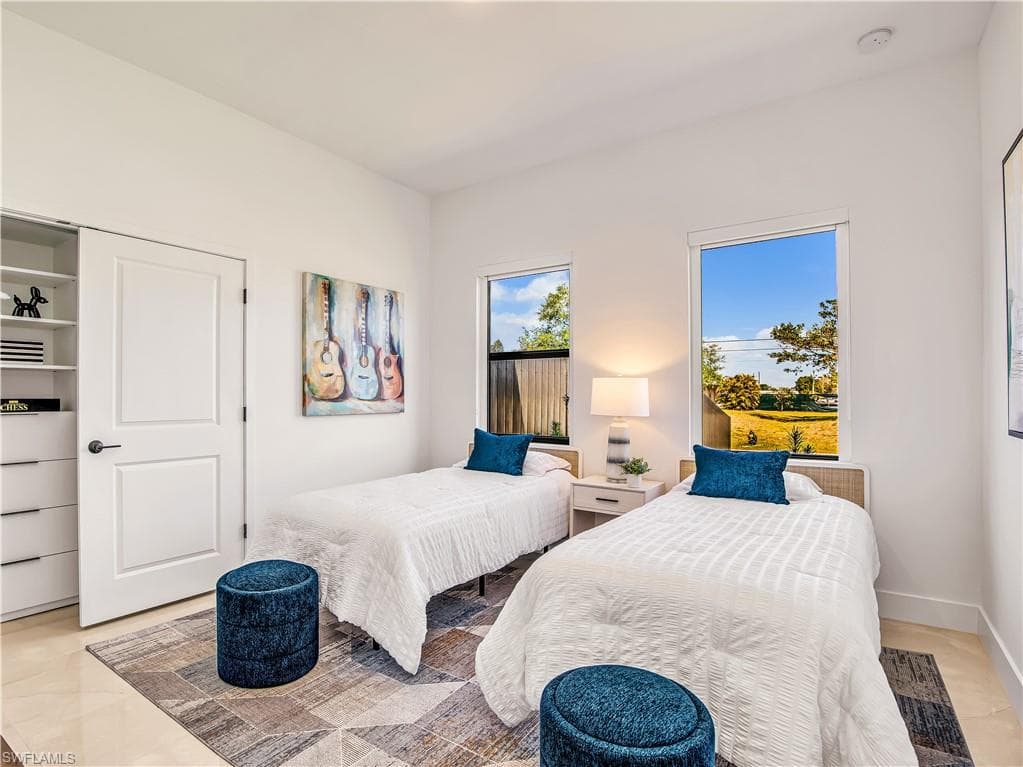 1803 26th Ter, Cape Coral, FL 33909-9