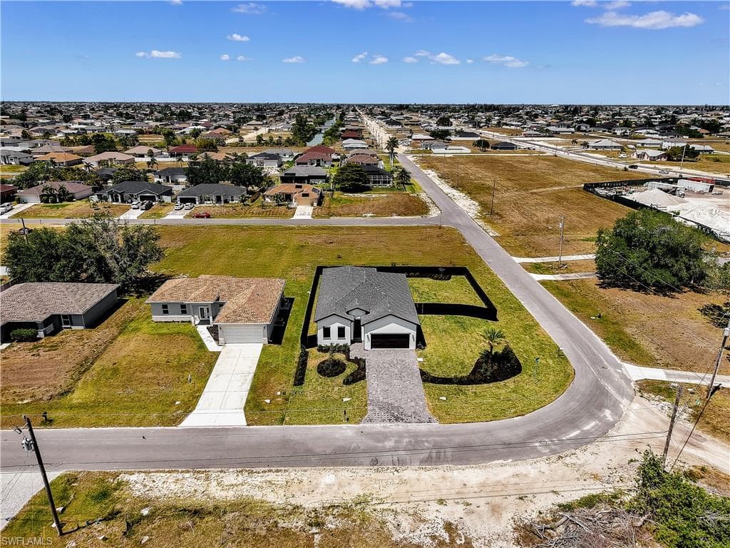 3405 Gator Cir, Cape Coral, FL 33909-11