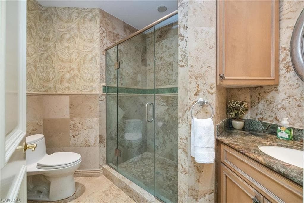 600 Port Side Dr, Naples, FL 34103-27
