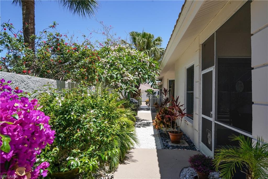 2116 Paget Cir 1, Naples, FL 34112-13