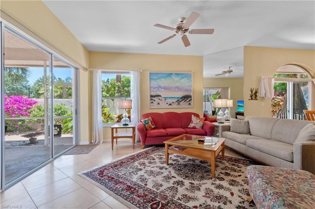2116 Paget Cir 1, Naples, FL 34112-24