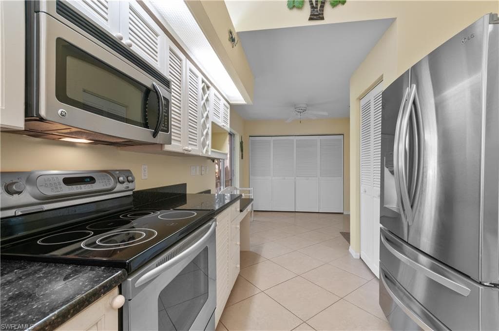 2116 Paget Cir 1, Naples, FL 34112-30