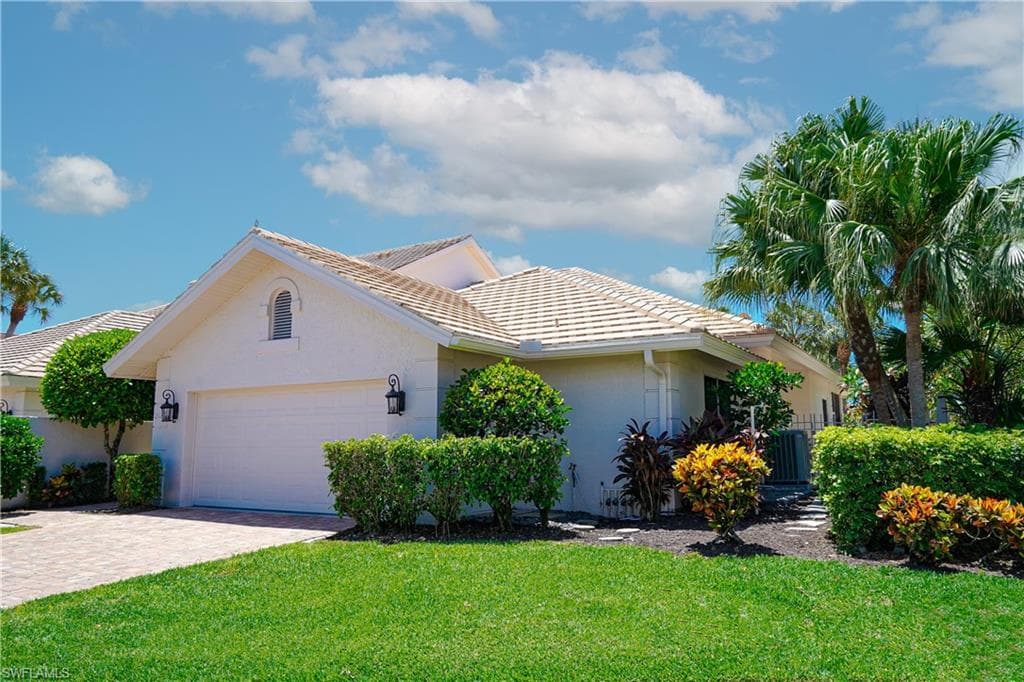 2116 Paget Cir 1, Naples, FL 34112-3