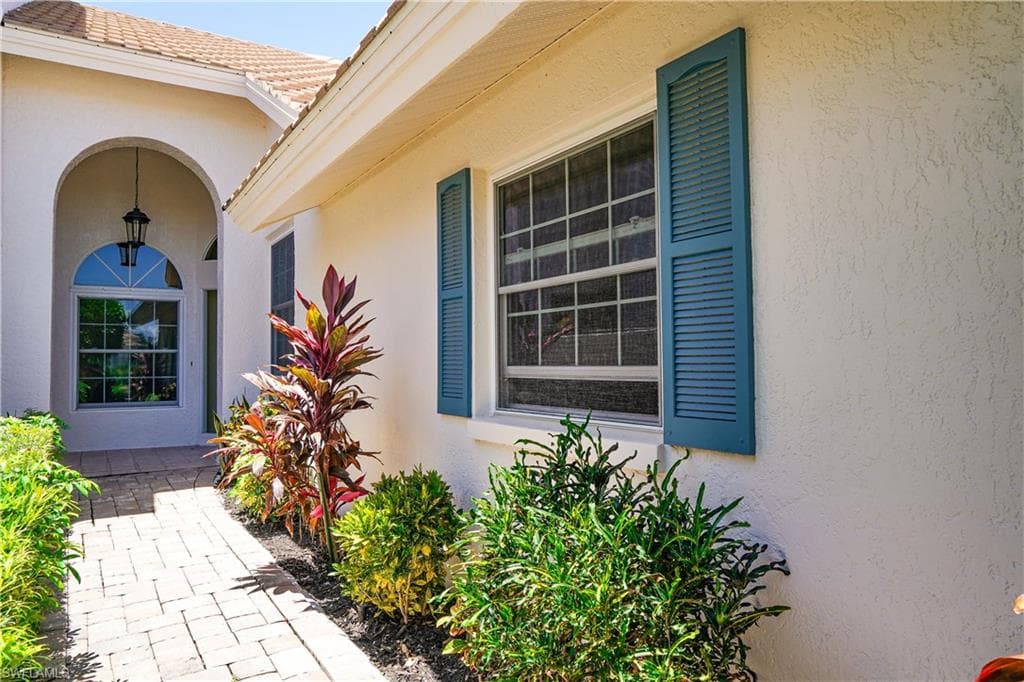 2116 Paget Cir 1, Naples, FL 34112-5