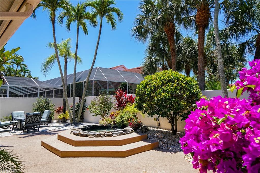 2116 Paget Cir 1, Naples, FL 34112-6