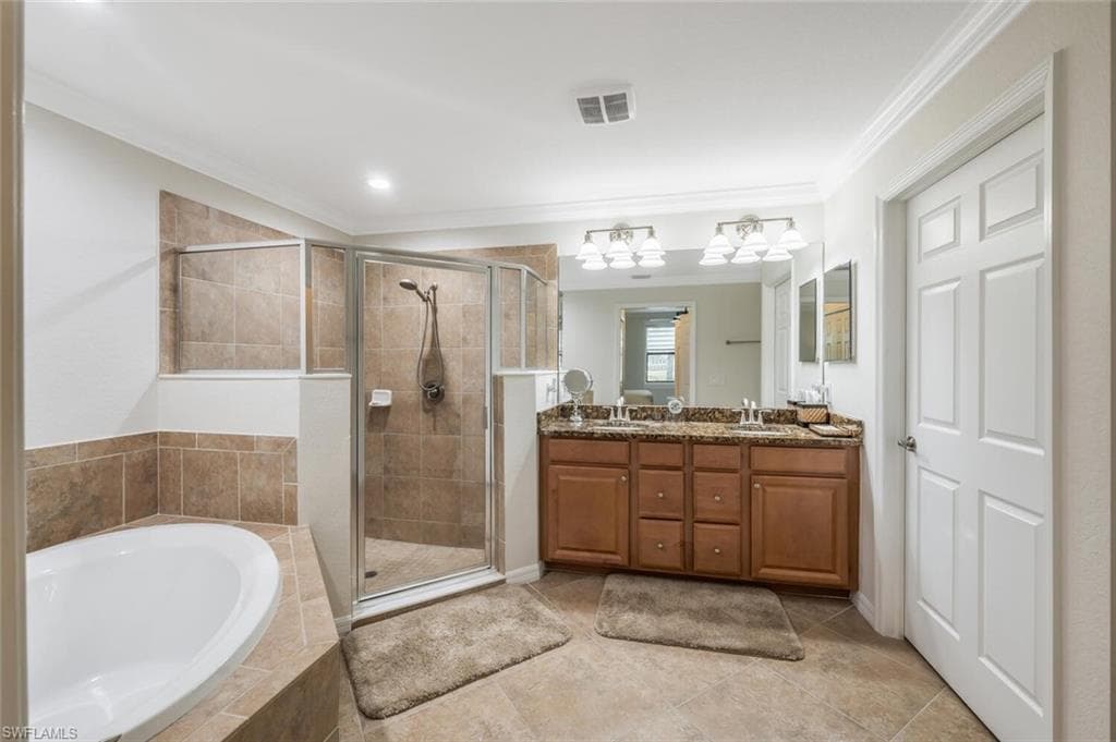 9469 Casoria Ct 101, Naples, FL 34113-21