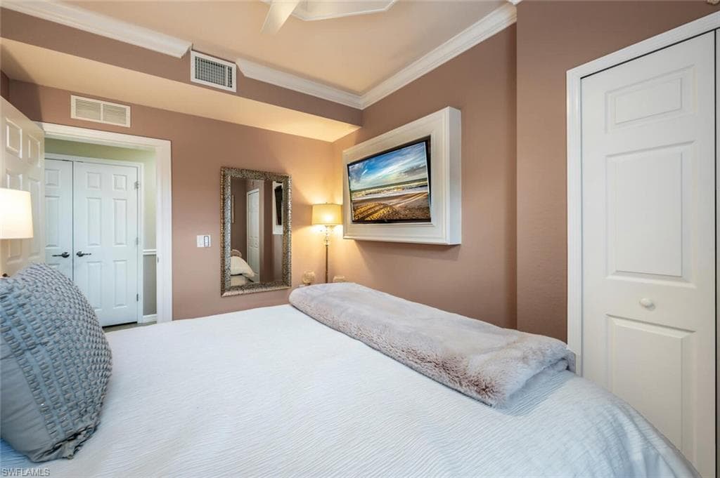 9469 Casoria Ct 101, Naples, FL 34113-25