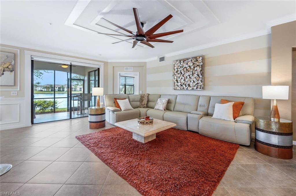 9469 Casoria Ct 101, Naples, FL 34113-8