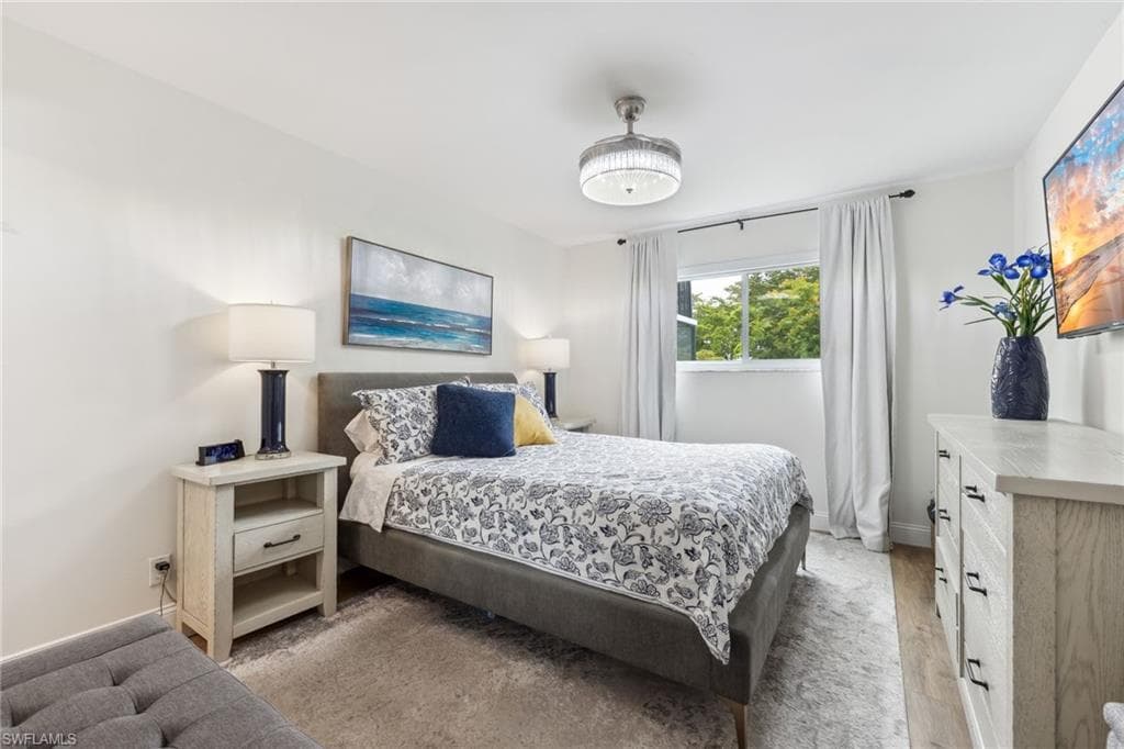 766 Central Ave 209, Naples, FL 34102-10