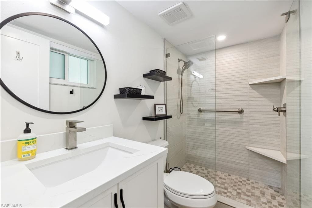 766 Central Ave 209, Naples, FL 34102-11