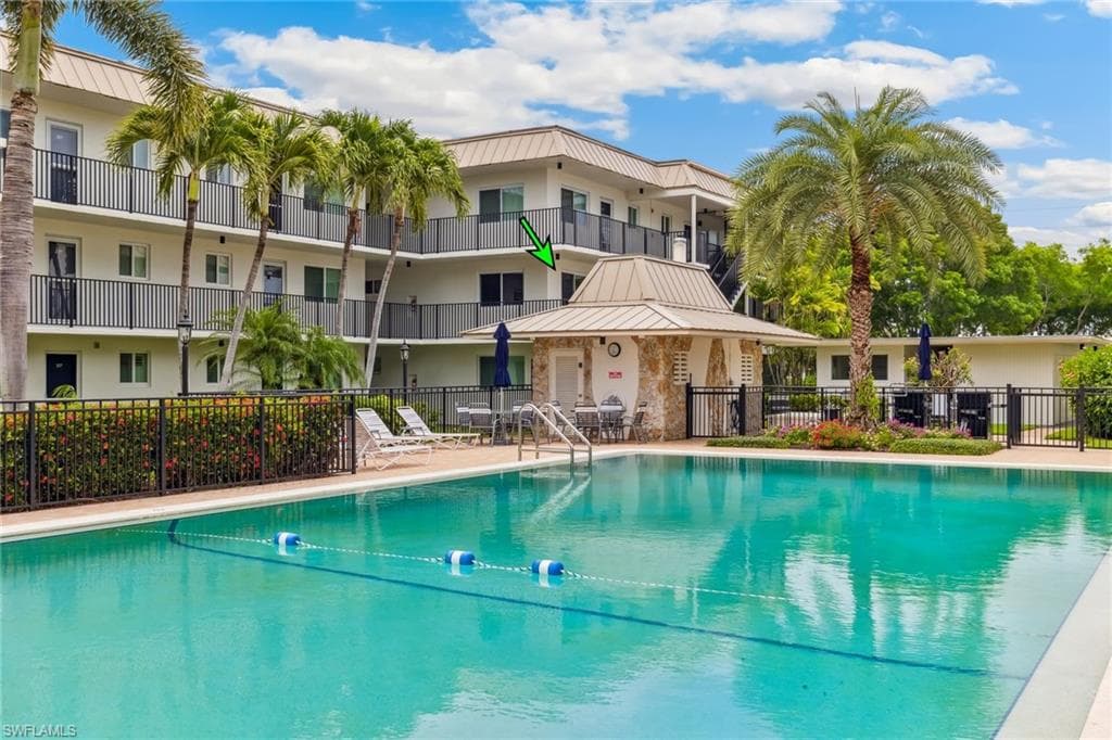 766 Central Ave 209, Naples, FL 34102-16