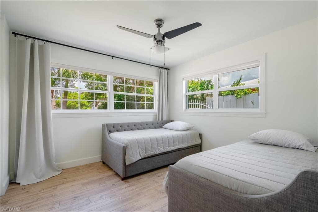 1300 Hilltop Dr, Naples, FL 34103-23