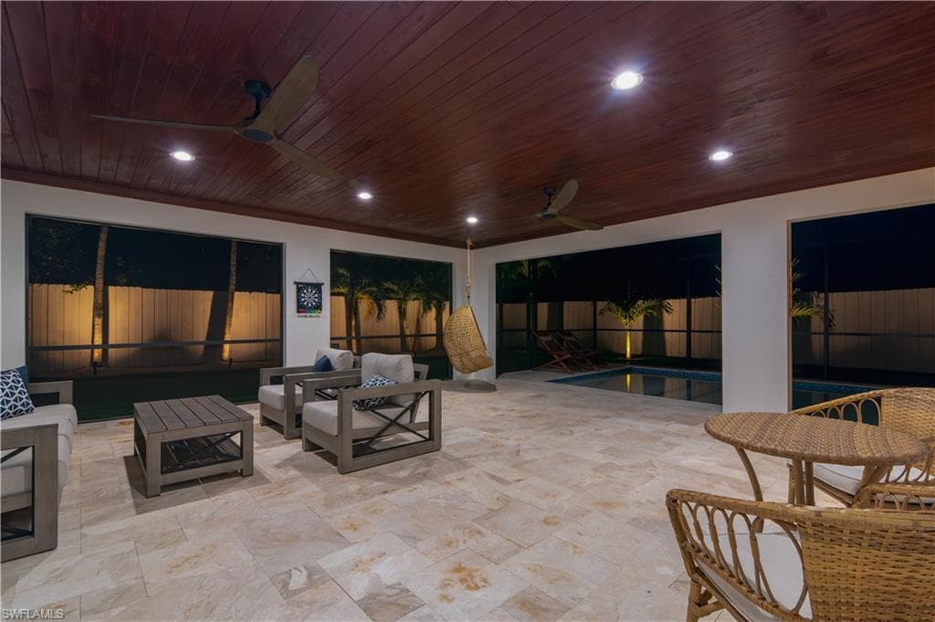 1300 Hilltop Dr, Naples, FL 34103-44