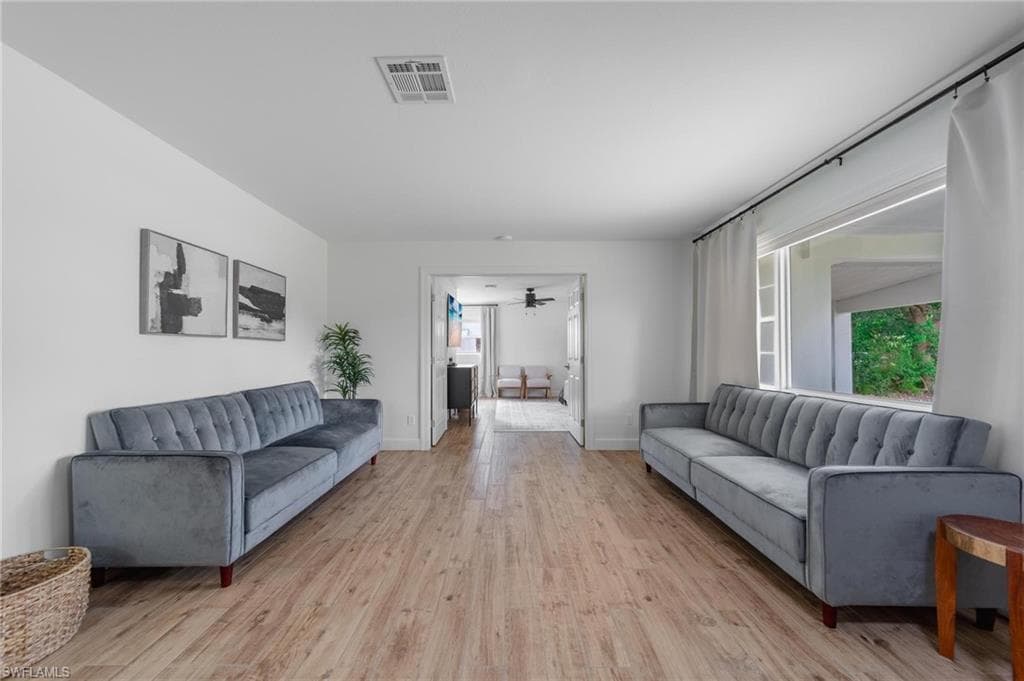 1300 Hilltop Dr, Naples, FL 34103-5