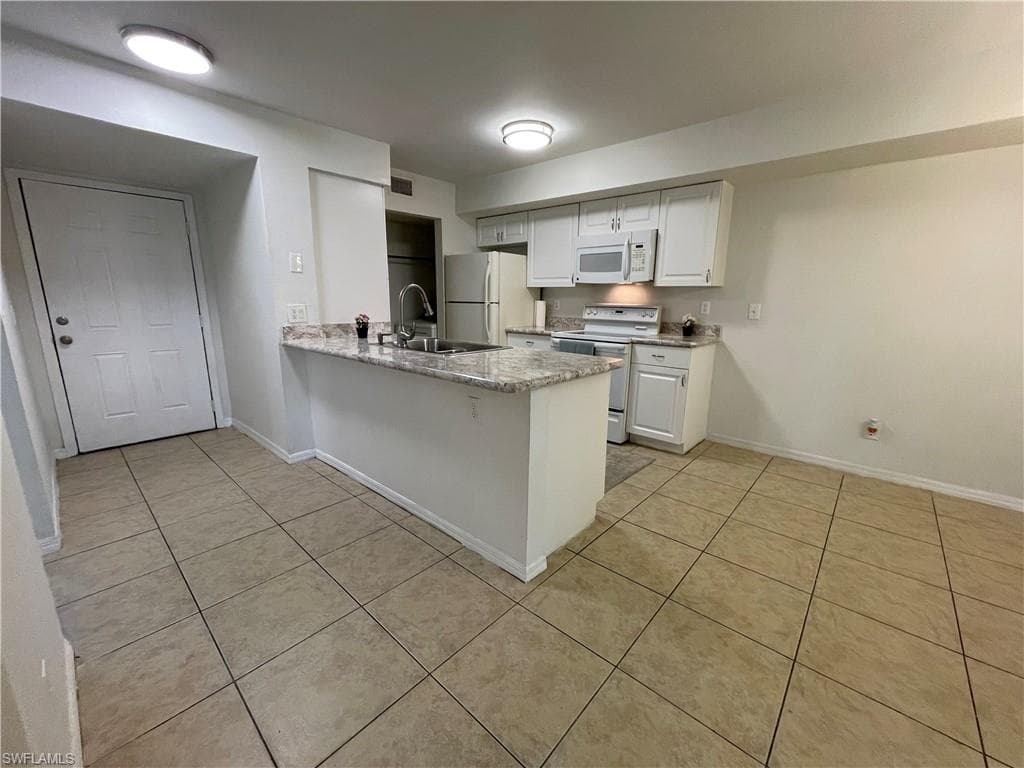 2130 Arbour Walk Cir 2717, Naples, FL 34109-9