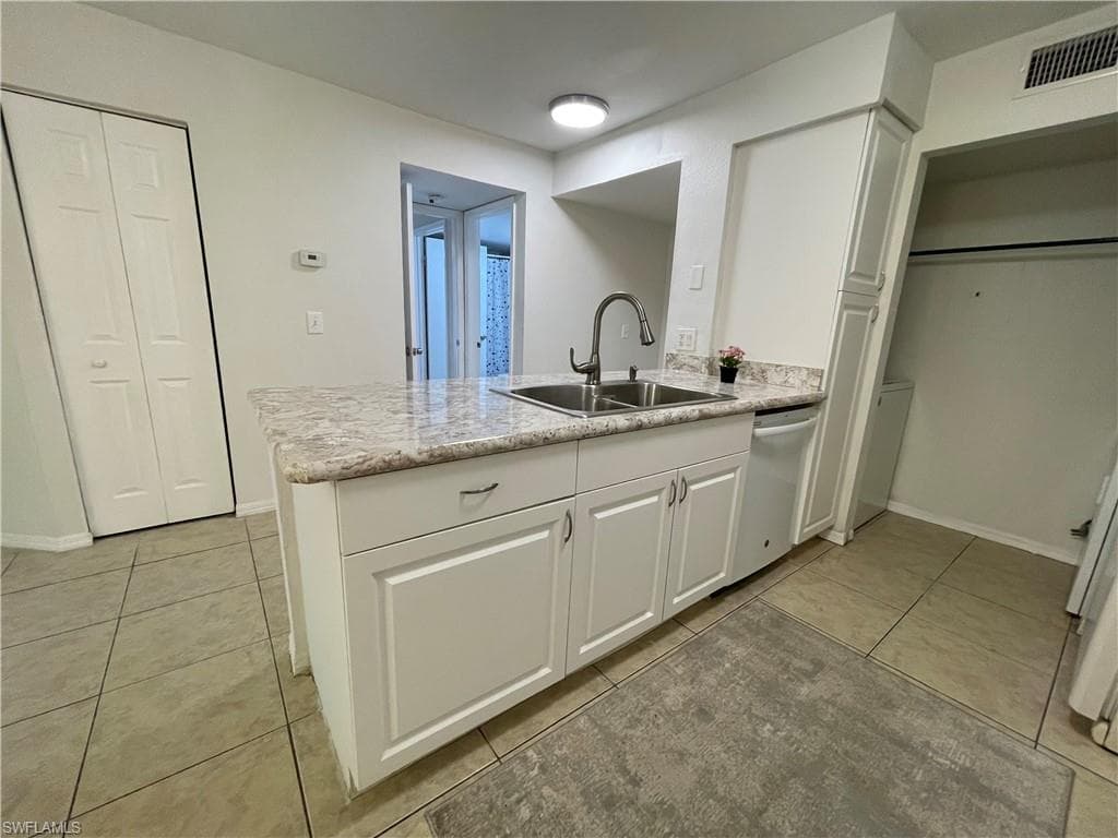 2130 Arbour Walk Cir 2717, Naples, FL 34109-6