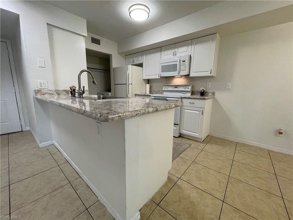 2130 Arbour Walk Cir 2717, Naples, FL 34109-8