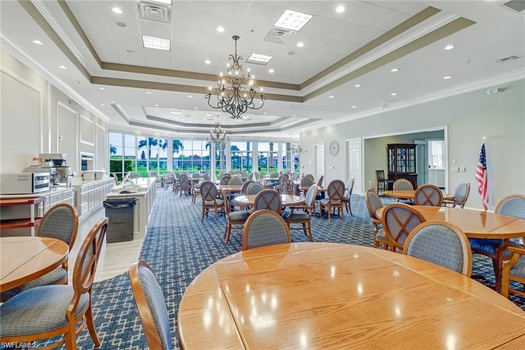 5 High Point Cir W 303, Naples, FL 34103-12