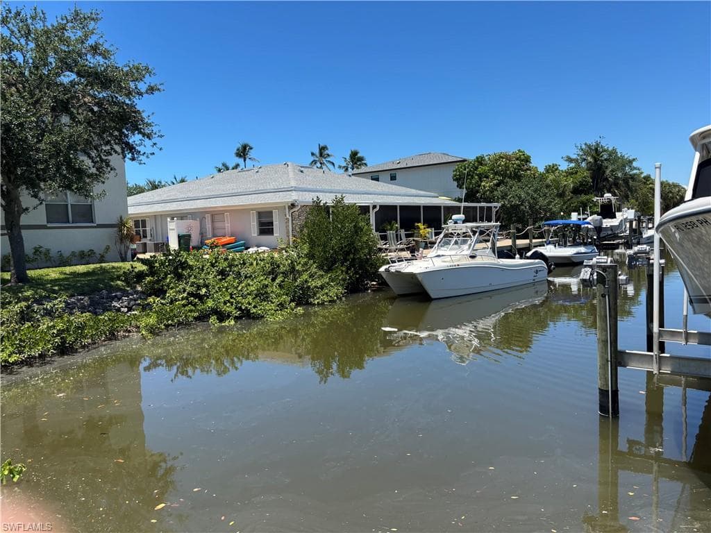 1185 Cherrystone Ct A, Naples, FL 34102-2