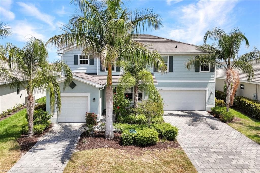 2369 Tangerine Ln, Naples, FL 34120-1