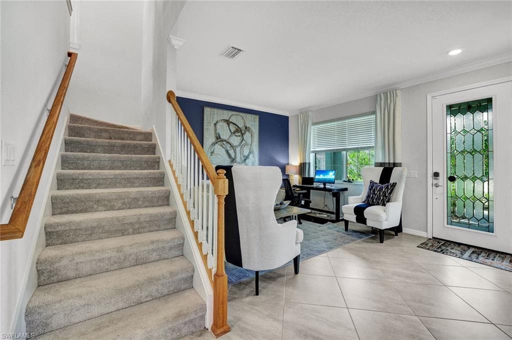 2369 Tangerine Ln, Naples, FL 34120-23