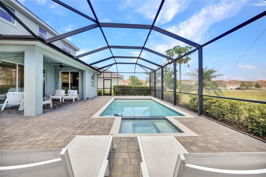 2369 Tangerine Ln, Naples, FL 34120-41