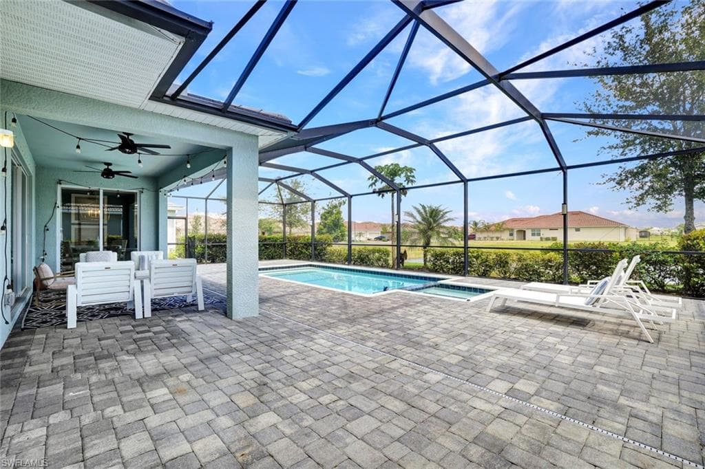 2369 Tangerine Ln, Naples, FL 34120-7