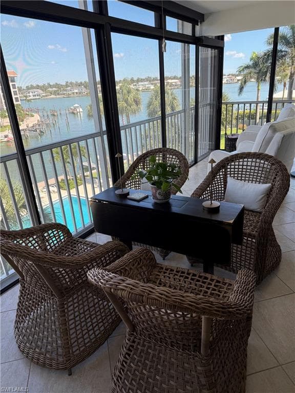 2880 Gulf Shore Blvd N 404, Naples, FL 34103-1
