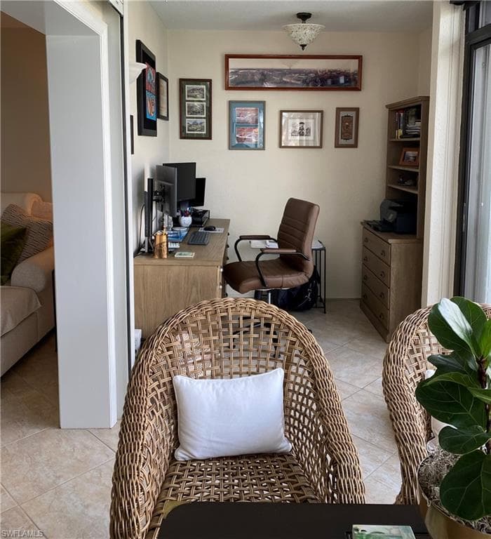 2880 Gulf Shore Blvd N 404, Naples, FL 34103-4