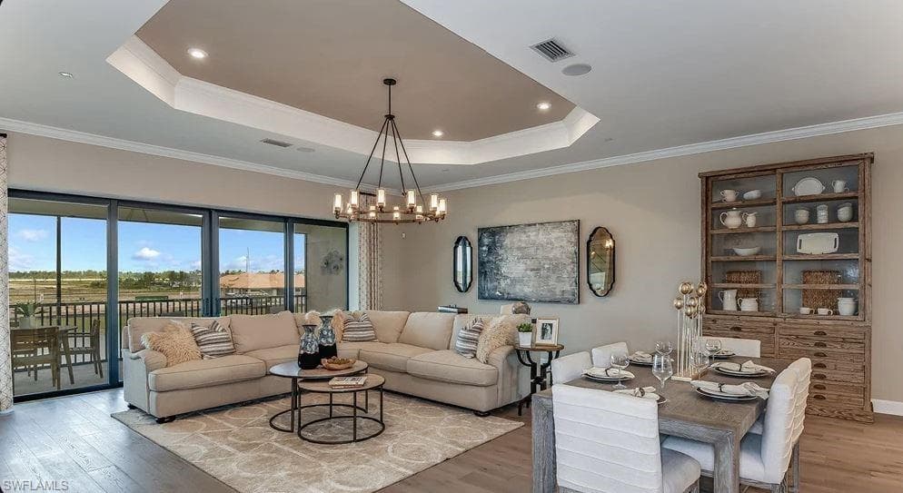 15320 Lucerna St 203, Naples, FL 34114-7