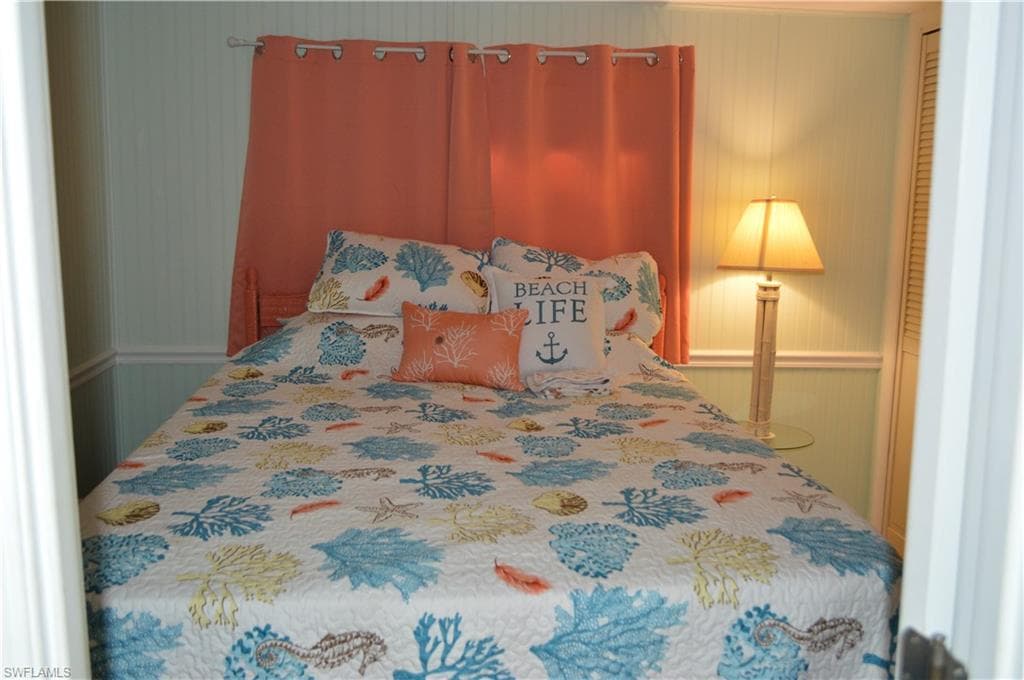 414 Papaya St C, Goodland, FL 34140-7