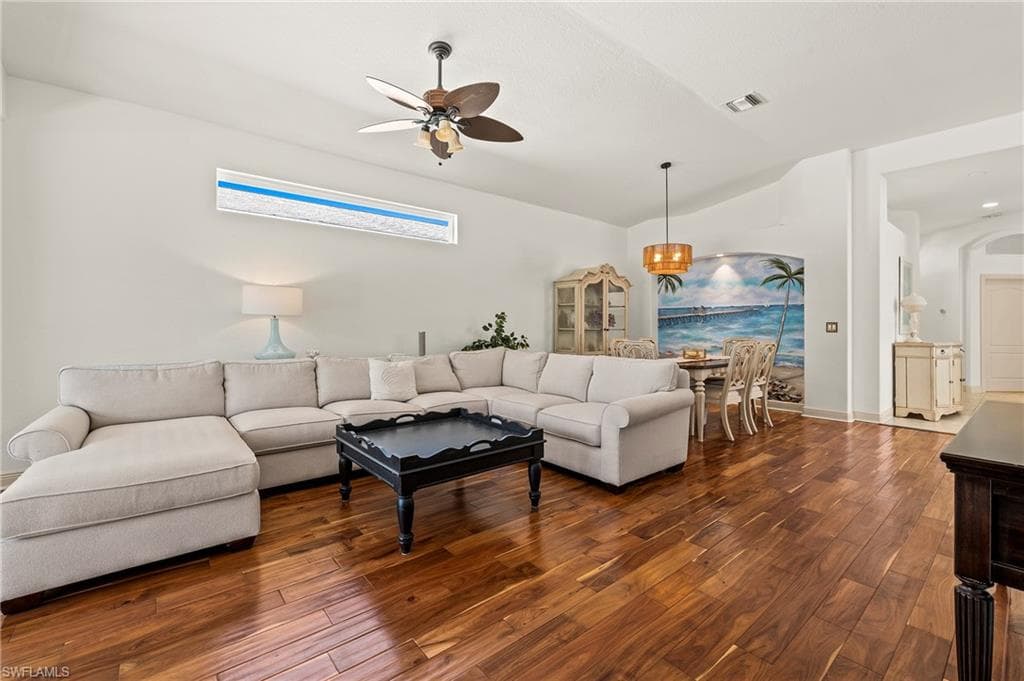 8599 Ibis Cove Cir, Naples, FL 34119-10