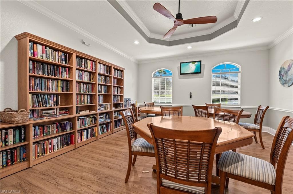 8599 Ibis Cove Cir, Naples, FL 34119-26