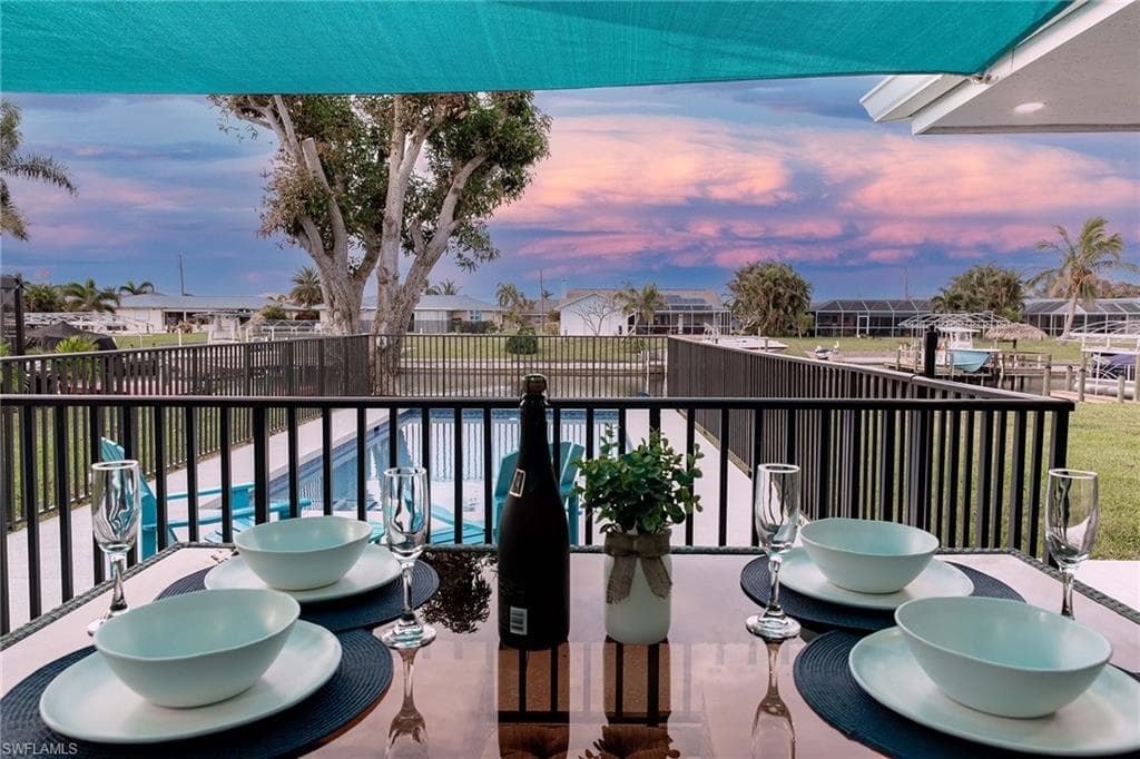 1401 36th Ter, Cape Coral, FL 33904-23