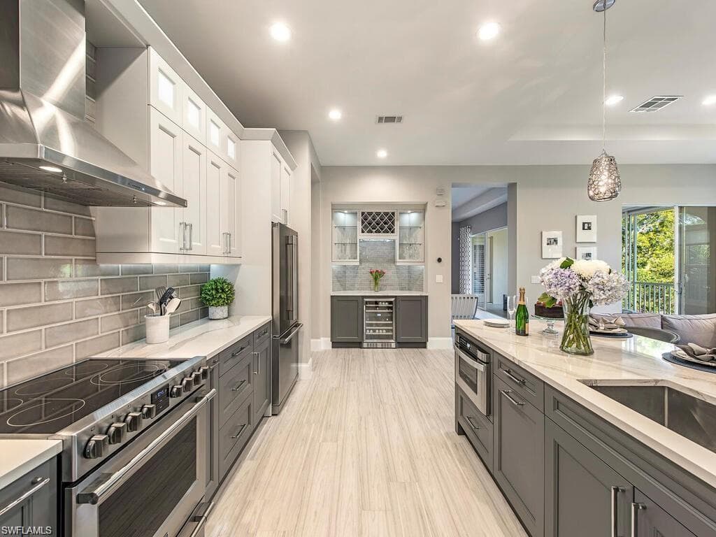 2452 Terra Verde Ln 2452, Naples, FL 34105-11