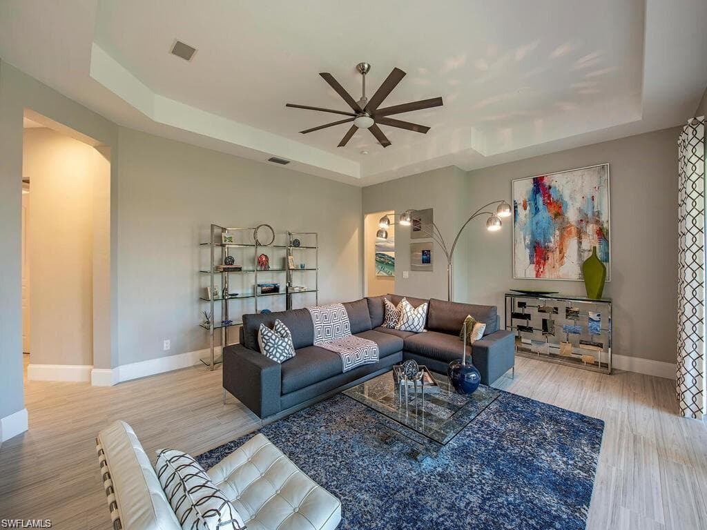 2452 Terra Verde Ln 2452, Naples, FL 34105-5
