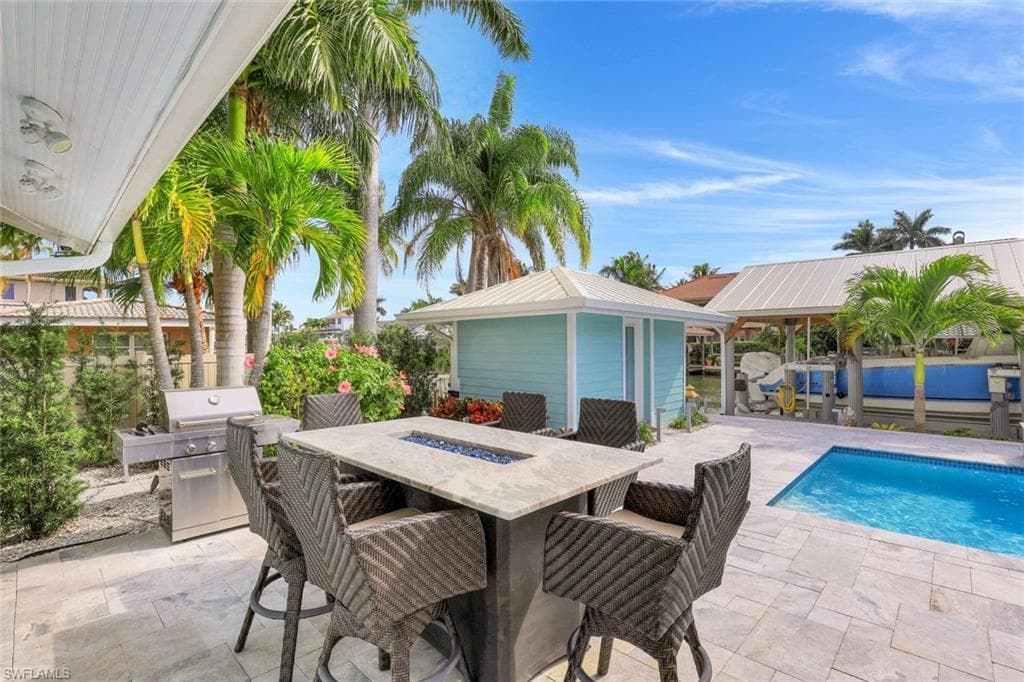 180 Channel Dr, Naples, FL 34108-15