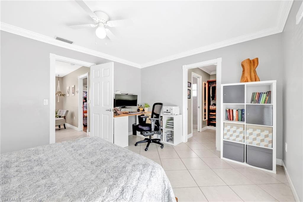 5397 25th Ave SW, Naples, FL 34116-24