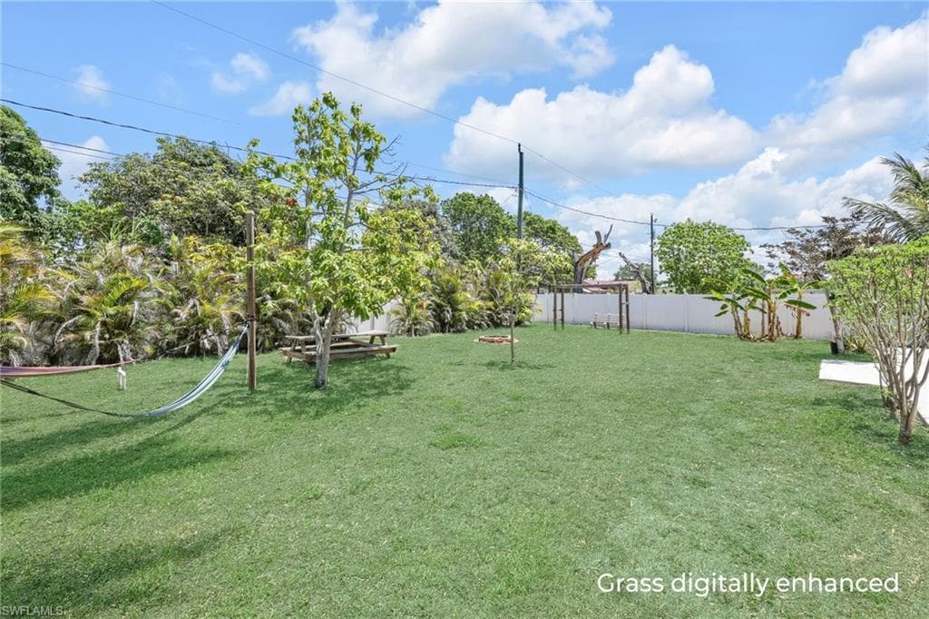 5397 25th Ave SW, Naples, FL 34116-38