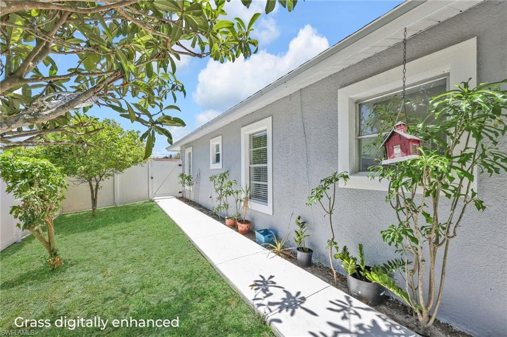 5397 25th Ave SW, Naples, FL 34116-39