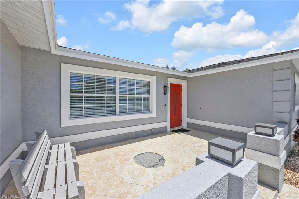 5397 25th Ave SW, Naples, FL 34116-5