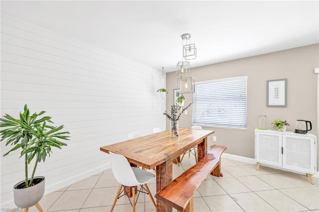 5397 25th Ave SW, Naples, FL 34116-6