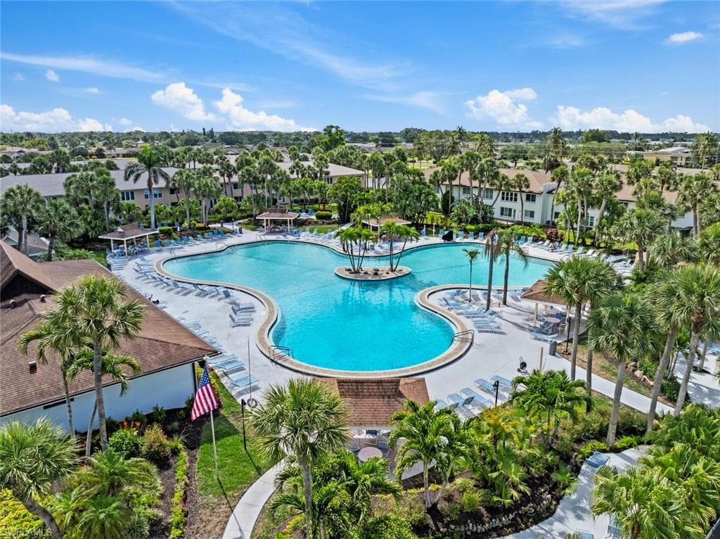 3450 Frosty Way 5210, Naples, FL 34112-35