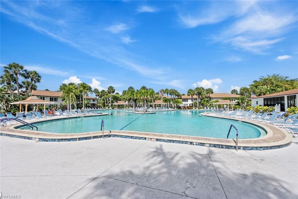 3450 Frosty Way 5210, Naples, FL 34112-37