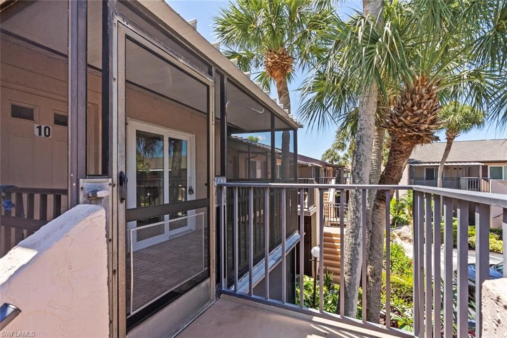 3450 Frosty Way 5210, Naples, FL 34112-3
