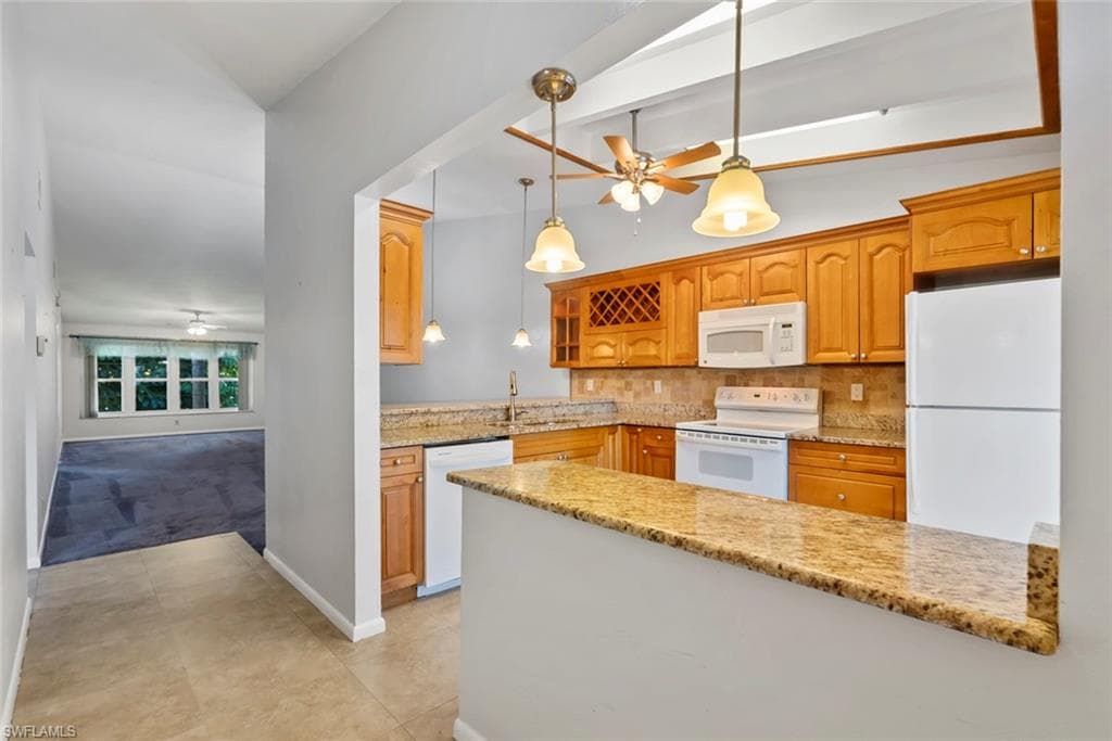 3450 Frosty Way 5210, Naples, FL 34112-6