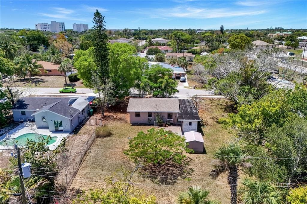 3163 Caledonia Ave, Naples, FL 34112-7