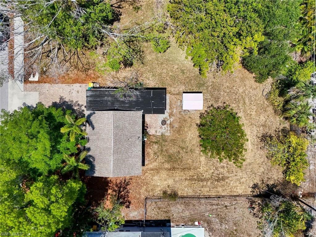3163 Caledonia Ave, Naples, FL 34112-8