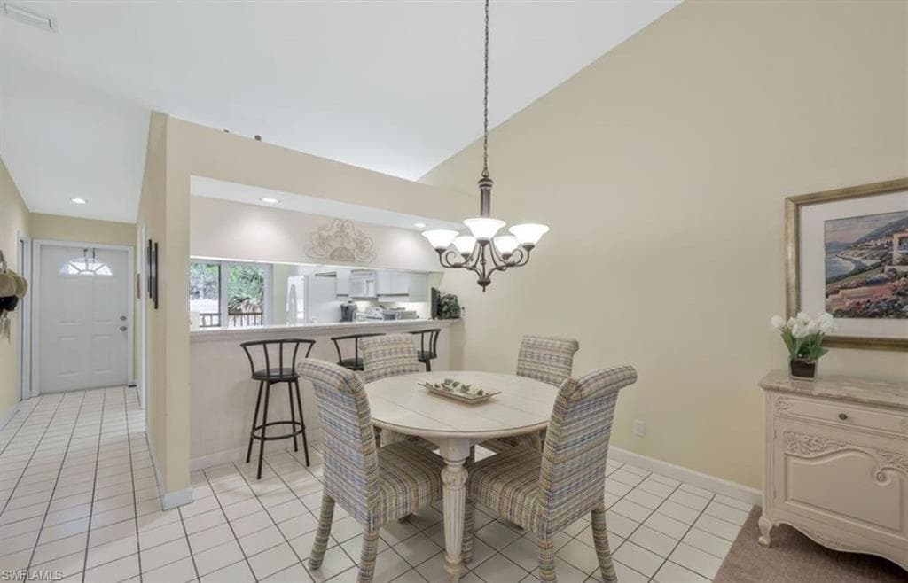2305 Hidden Lake Dr 3704, Naples, FL 34112-8