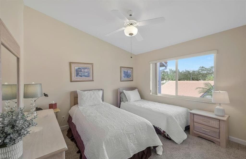 2305 Hidden Lake Dr 3704, Naples, FL 34112-13